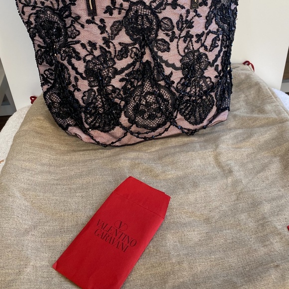 Vintage Valentino Garavani Beaded Lace Tote - Picture 7 of 15